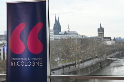 Lit.Cologne-stock-foto