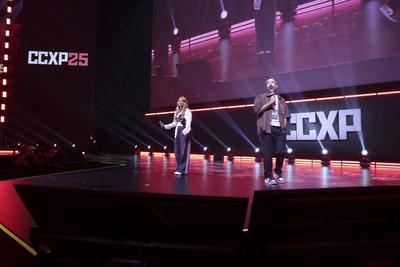 Tom Wlaschiha participates in a panel on the Thunder stage at CCXP25.-stock-foto