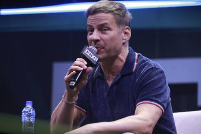 Tom Wlaschiha participates in a panel on the Thunder stage at CCXP25.-stock-foto