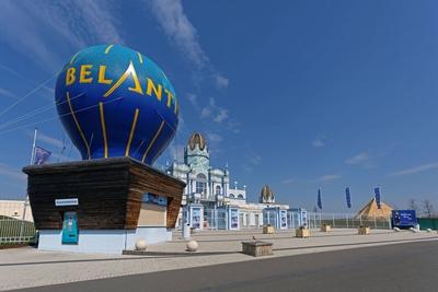 Bildnummer: 59575172  Datum: 24.04.2013  Copyright: imago/STAR-MEDIABELANTIS FREIZEITPARK. Der Eingangsbereich des BELANTIS Freizeitparks am 24.04.2013. Gesellschaft Ausflugsziel xsp x0x 2013 quer 2013 quer Querformat Ausflugsziel Ausflugsziele au?en Au?enansicht Belantis Deutschland Eingang Europa Eventpark Eventparks Freizeit Freizeitpark Freizeitparks Geb?ude Keiner Leipzig menschenleer niemand Portal Reise reisen Sachsen Schloss Schl?sser tor Tore Tourismus Touristik Unterhaltung Vergn?gungspark Vergn?gungsparks  59575172 Date 24 04 2013 Copyright Imago Star Media Belantis An amusement park the Entrance area the Belantis Amusement parks at 24 04 2013 Society tourist attraction xsp x0x 2013 horizontal 2013 horizontal Landscape tourist attraction Excursions exterior exterior view Belantis Germany Entrance Europe   Leisure An amusement park Amusement parks Building None Leipzig deserted Nobody Portal travel Travel Saxony Castle locks goal Gates Tourism Tourism Entertainment Amusement park Amusement parks-stock-foto