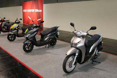 Honda SH 125 mode, 125CCM KICKSTARTER Sonderschau f?r Einsteiger, Intermot, 04.-07.12.2025, Motorrad-Messe, Koelnmesse,-stock-foto