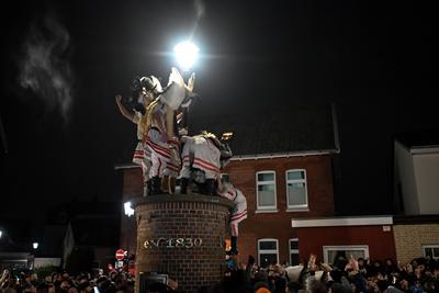 Borkum feiert traditionelles Klaasohm.-stock-foto