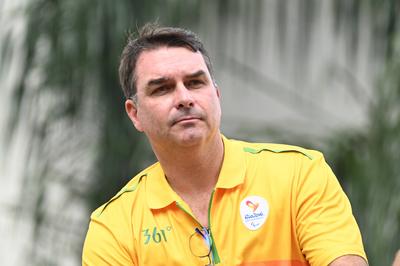 MANIFESTATION/BOLSONARO/SP Sao Paulo SP, 02/25/2024 - DEMONSTRATION/BOLSONARO/SP - Senator Flavio Bolsonaro, during a de-stock-foto