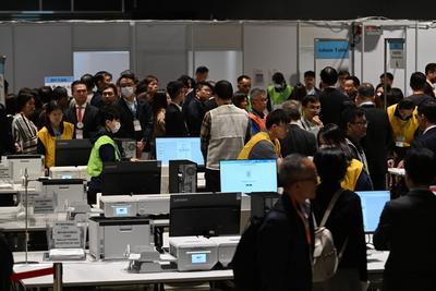 Hong Kong Election Committee Constituency counting-stock-foto