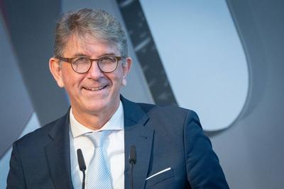 Er?ffnung und Rundgang zur neuen Dauerausstellung im Haus der Geschichte Bonn ?Titel Du bist Teil der Geschichte. Deutschland seit 1945-stock-foto