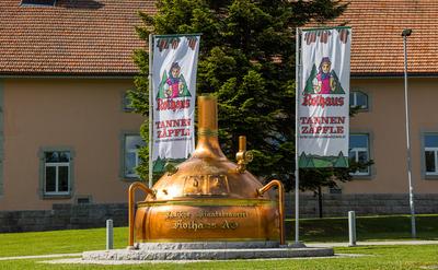 Die Staatsbrauerei Rothaus ist S?ddeutschland und im angrenzenden Ausland ein Aush?ngeschild f?r Bierkultur. (Grafenhau-stock-foto