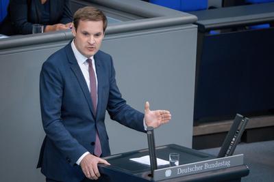 Deutscher Bundestag, 119. Plenarsitzung Yannick Bury (CDU) im Portrait bei seiner Rede zur Haushaltsdebatte fuer Wirtsch-stock-foto
