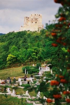 Csesznek-stock-photo