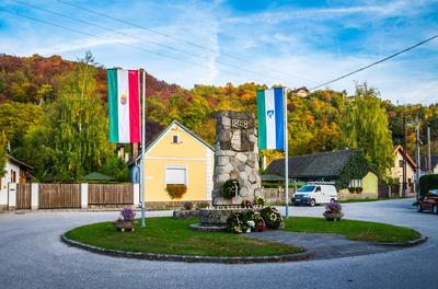 Centenáriumi emlékmű, Visegrád-stock-foto