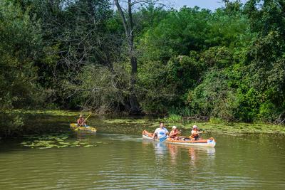 Vizitúrázók az Öreg-Túron-stock-foto