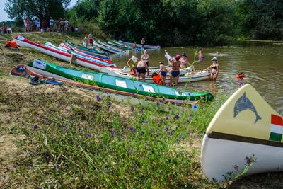 Vizitúrázók az Öreg-Túron-stock-foto
