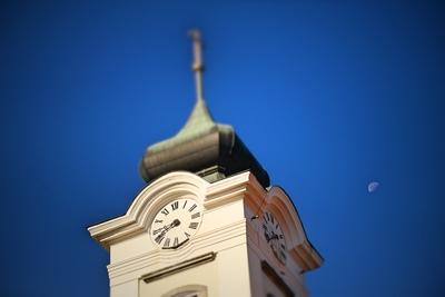 Budaörs, templomtorony-stock-foto