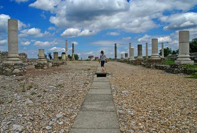 Tác-Gorsium-stock-foto