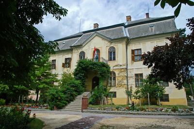 Szent Benedek Iskola, Balatonarács - Balaonfüred-stock-foto