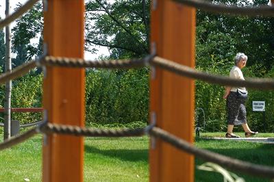 Budapest, 2008-08-17.  A Kopaszi gát a Duna parton-stock-foto