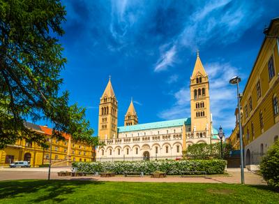 Pécs, Szent Péter- és Szent Pál-székesegyház-stock-foto