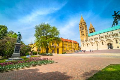 Pécs, Szent Péter- és Szent Pál-székesegyház-stock-foto