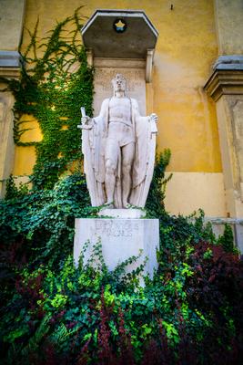 Székesfehérvár, Ludovicus Magnus szobor-stock-foto