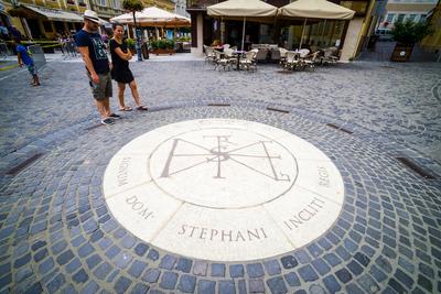 Székesfehérvár, Szent István-emlékjel-stock-foto