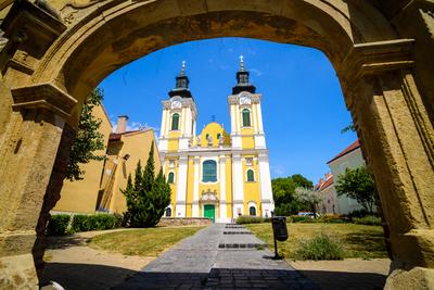 Székesfehérvár, Szent István-székesegyház-stock-foto