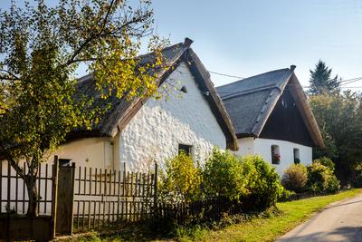 Sukoró, parasztházak-stock-foto