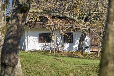 Parasztház az Őrségben-stock-foto