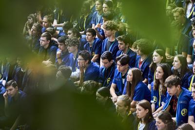 Áder János klímavédelmi tanórát tartott Budakeszin-stock-foto
