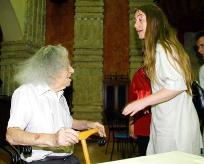 Faludy erotikus versei már CD-n is-stock-foto