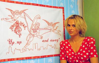 Modernkori falvédők-stock-foto