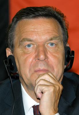 Gerhard Schröder Budapesten-stock-foto