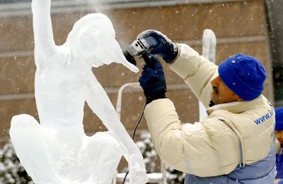 Jégszobrászok-stock-foto