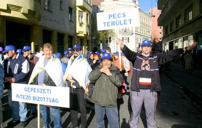 Munkahelyükért demonstráltak a vasutasok-stock-foto