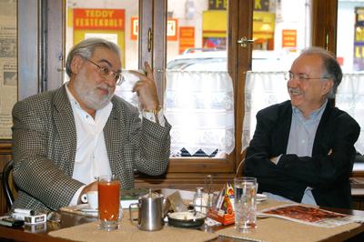 Bemutatták Farkasházi Tivadar Ír úr című könyvét-stock-foto