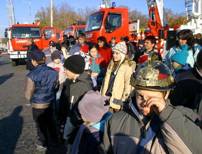 Új technika a Tűzoltóságnak-stock-foto
