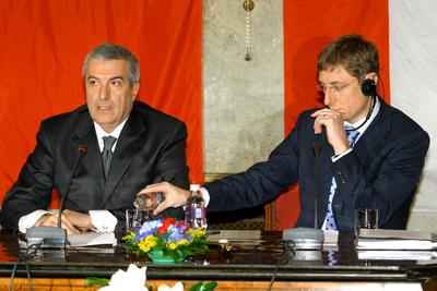 Budapestre látogatott Calin Popescu Tariceanu román miniszterelnök-stock-foto