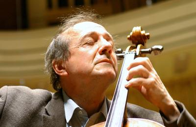 Hétfőn nyit a Művészetek Palotája-stock-foto