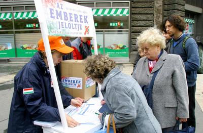 Szimpátiaszavazás a köztársasági elnök személyéről a Fidesz szervezésében-stock-foto