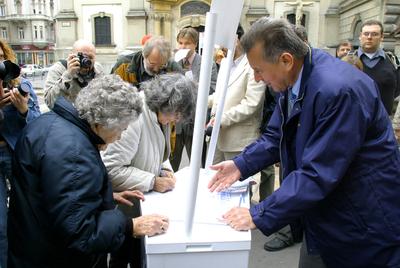 Szimpátiaszavazás a köztársasági elnök személyéről a Fidesz szervezésében-stock-foto