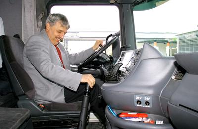 Indul az eMagyarország Roadshow-stock-foto