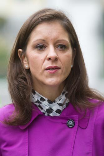 Szél Bernadett sajtótájékoztatót tart Hatvanban-stock-foto