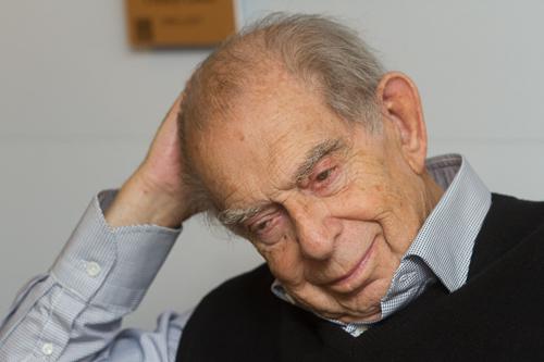 Paul Lendvai: Magyarok című könyvének bemutatója-stock-foto