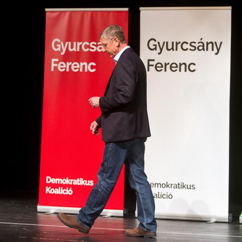 DK fórum Kőbányán-stock-foto