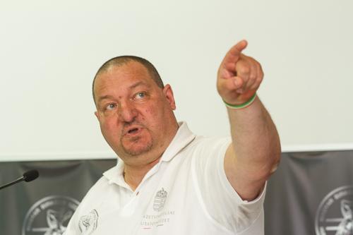 Németh Szilárd sajtótájékoztatója a Csepeli Szabadidő Központban-stock-foto