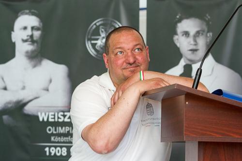 Németh Szilárd sajtótájékoztatója a Csepeli Szabadidő Központban-stock-foto