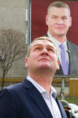 Az MSZP kampányindító sajtótájékoztatója Kispeten-stock-foto