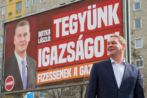 Az MSZP kampányindító sajtótájékoztatója Kispeten-stock-foto