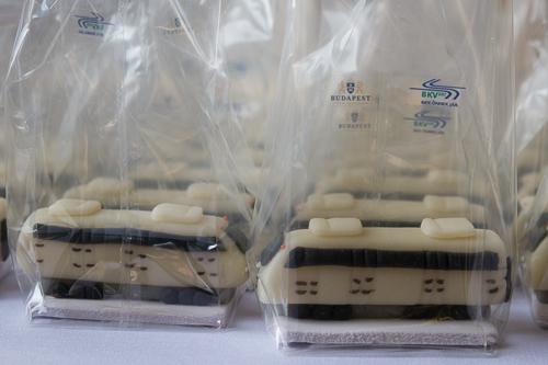 Tarlós István polgármester átadta a felújított orosz metrószerelvényeket-stock-foto