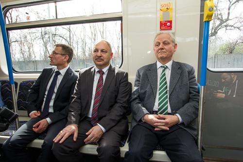 Tarlós István polgármester átadta a felújított orosz metrószerelvényeket-stock-foto