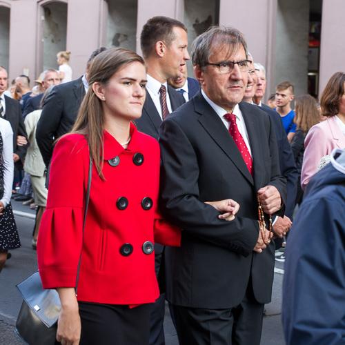 Ünnepi szentmise és körmenet a Bazilikánál-stock-photo