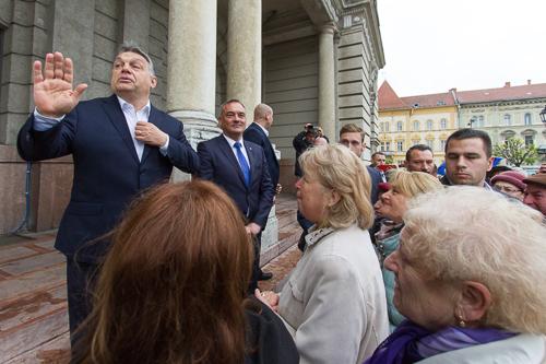 Orbán Viktor Győrbe látogatott-stock-foto
